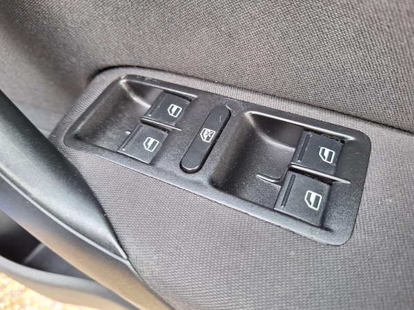Used Volkswagen Polo 2014 for sale - 76229386: Photo 22