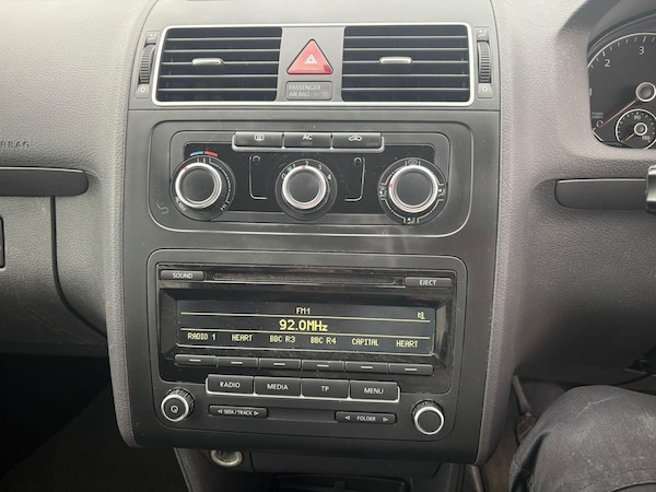 Used Volkswagen Touran 2012 for sale - 76310085: Photo 18