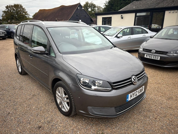 Used Volkswagen Touran 2012 for sale - 76310085: Photo 1