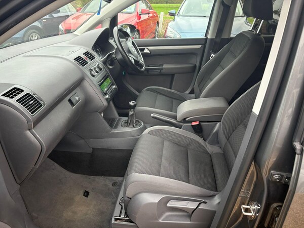 Used Volkswagen Touran 2012 for sale - 76310085: Photo 9