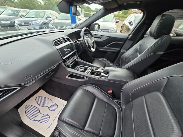 Used Jaguar F-Pace 2017 for sale - 76168606: Photo 11