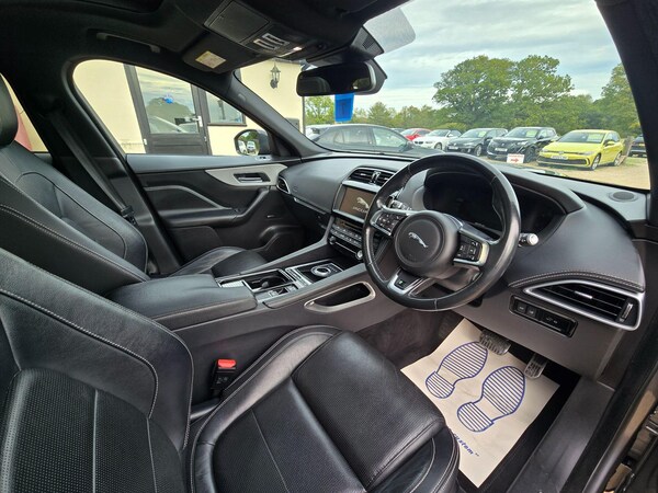 Used Jaguar F-Pace 2017 for sale - 76168606: Photo 15