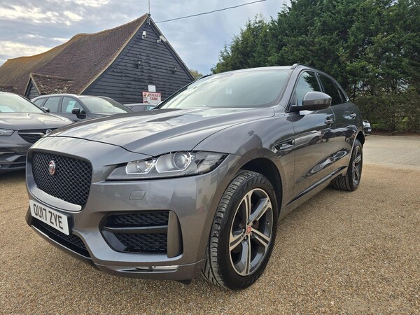 Used Jaguar F-Pace 2017 for sale - 76168606: Photo 3