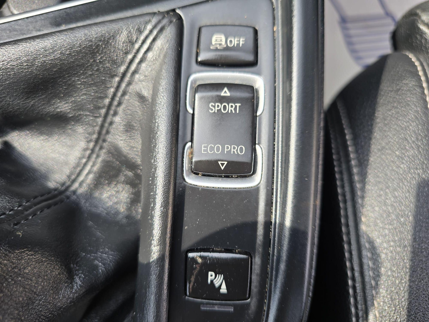 Vehicle 28