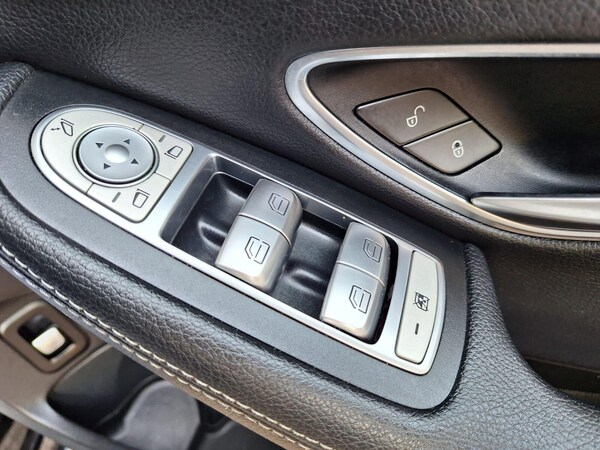 Used Mercedes-Benz C-Class 2015 for sale - 76062266: Photo 21