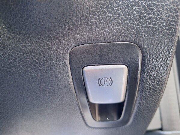 Used Mercedes-Benz C-Class 2015 for sale - 76062266: Photo 26