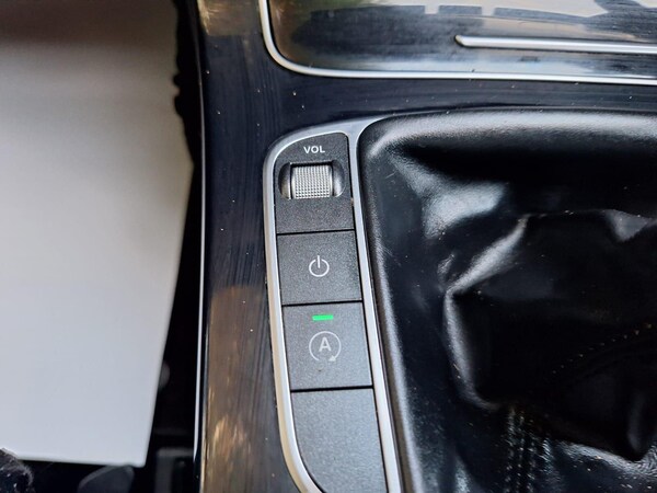 Used Mercedes-Benz C-Class 2015 for sale - 76062266: Photo 30