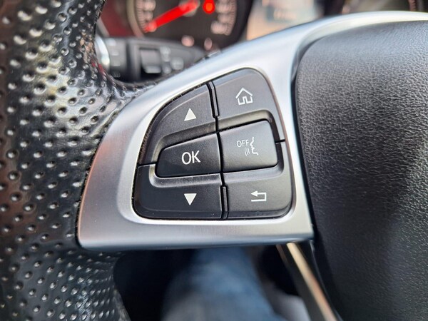 Used Mercedes-Benz C-Class 2015 for sale - 76062266: Photo 42