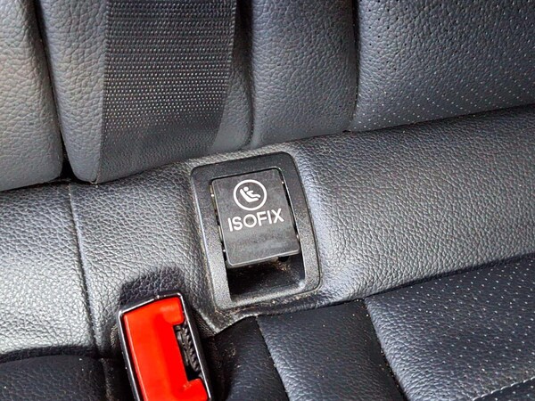 Used Mercedes-Benz C-Class 2015 for sale - 76062266: Photo 51