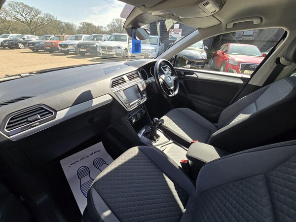 Used Volkswagen Tiguan 2017 for sale - 76229362: Photo 10