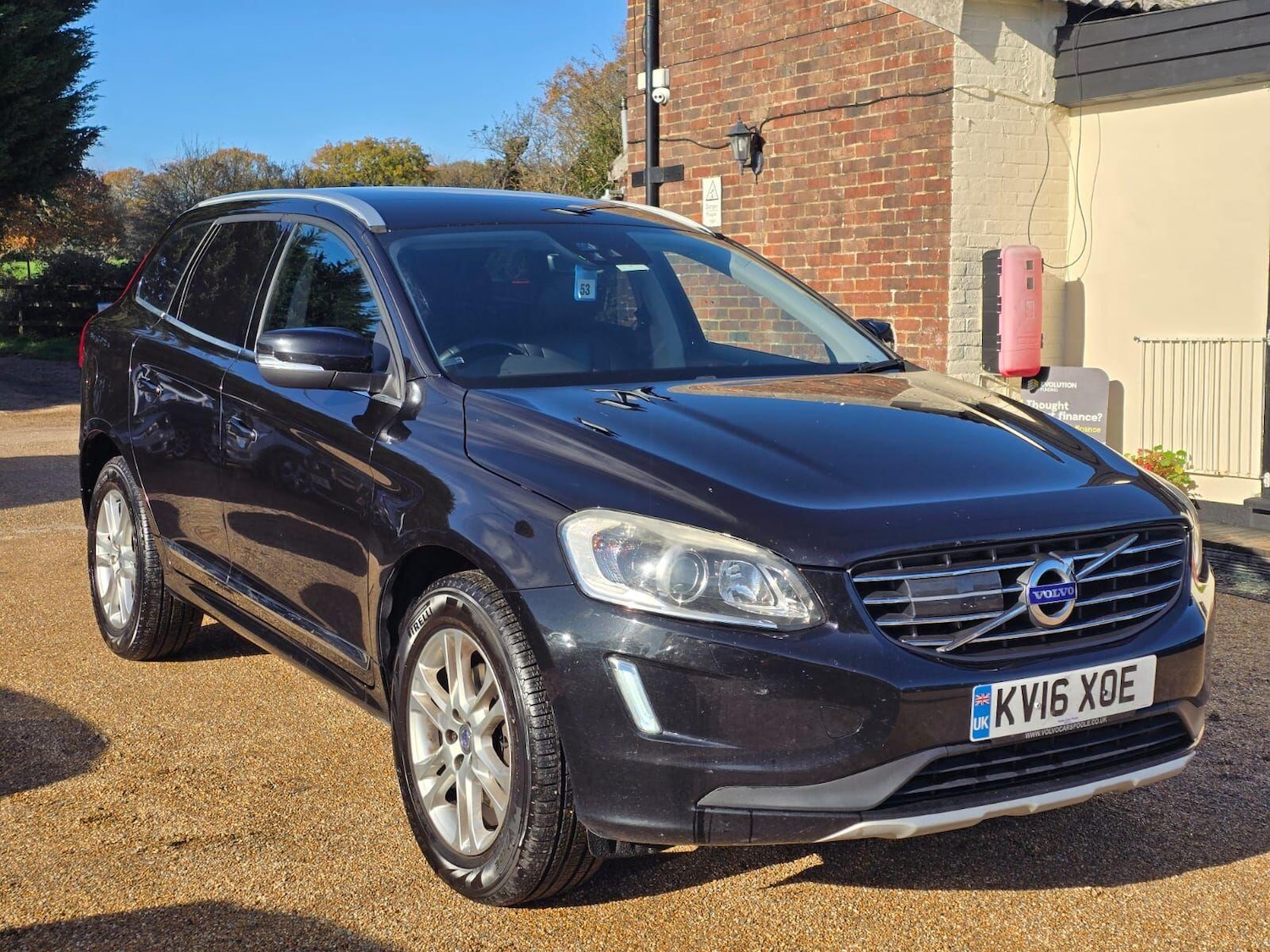 Used Volvo XC60 2016 for sale - 76528842: Photo 1