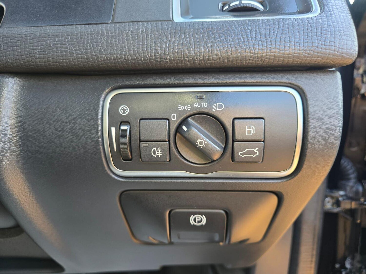 Used Volvo XC60 2016 for sale - 76528842: Photo 19