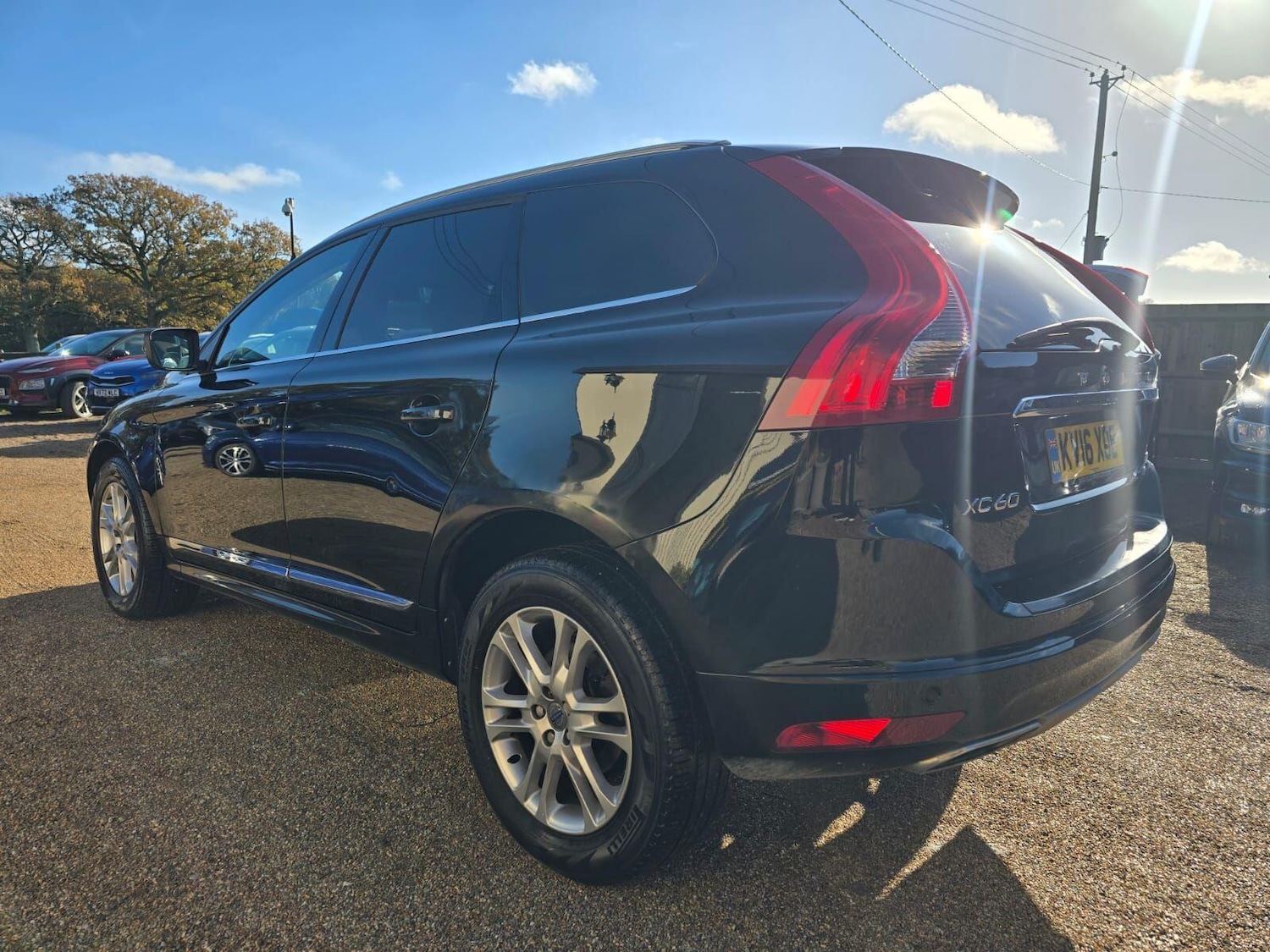 Used Volvo XC60 2016 for sale - 76528842: Photo 4