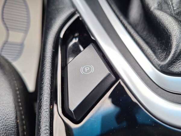 Used Ford Edge 2016 for sale - 76112136: Photo 40