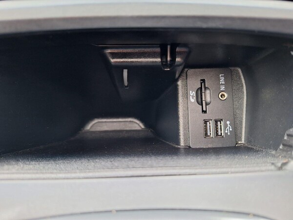 Used Ford Edge 2016 for sale - 76112136: Photo 44