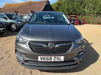 Used Vauxhall Grandland X 2018 for sale - 75981888: Photo