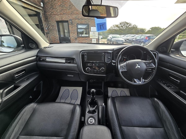 Used Mitsubishi Outlander 2016 for sale - 76229379: Photo 12