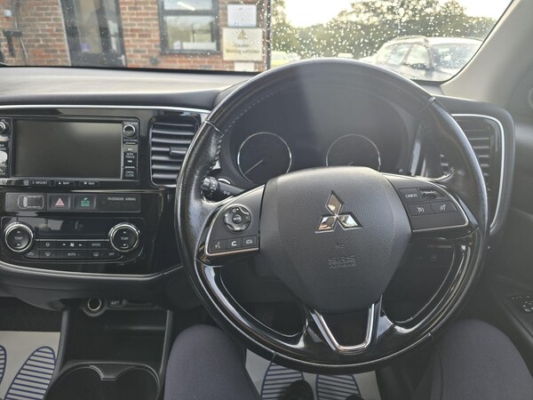 Used Mitsubishi Outlander 2016 for sale - 76229379: Photo 17
