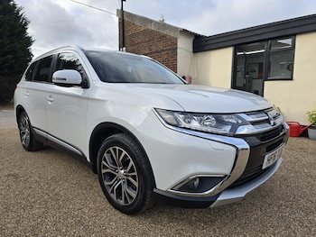 Mitsubishi - Outlander