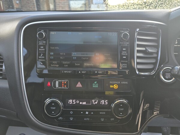 Used Mitsubishi Outlander 2016 for sale - 76229379: Photo 22