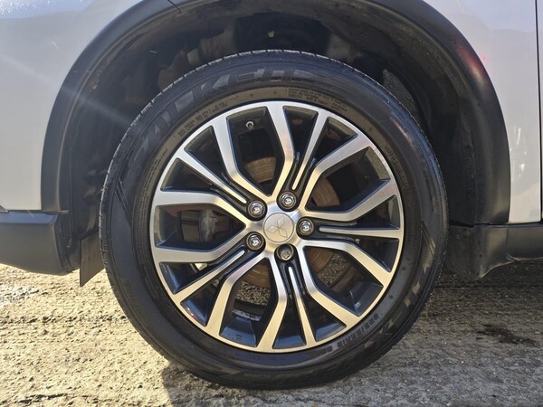 Used Mitsubishi Outlander 2016 for sale - 76229379: Photo 37