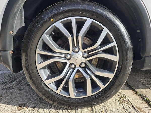 Used Mitsubishi Outlander 2016 for sale - 76229379: Photo 39