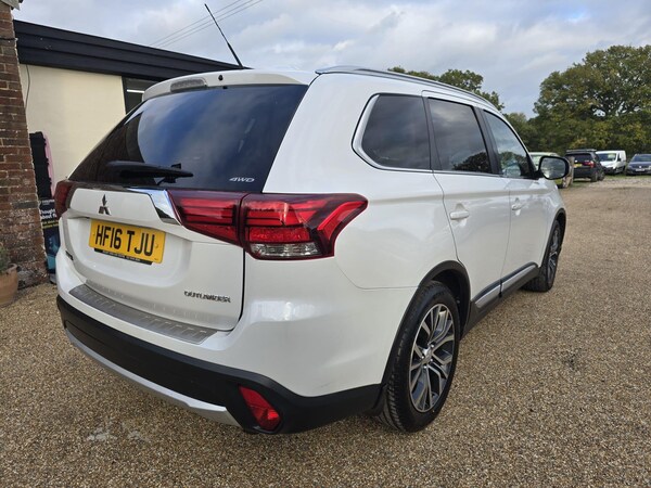 Used Mitsubishi Outlander 2016 for sale - 76229379: Photo 6