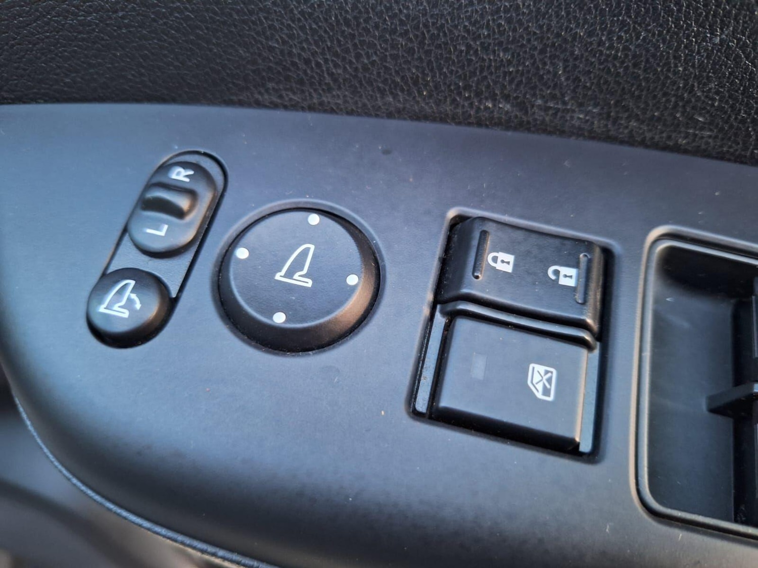 Used Honda CR-V 2015 for sale - 75981913: Photo 18