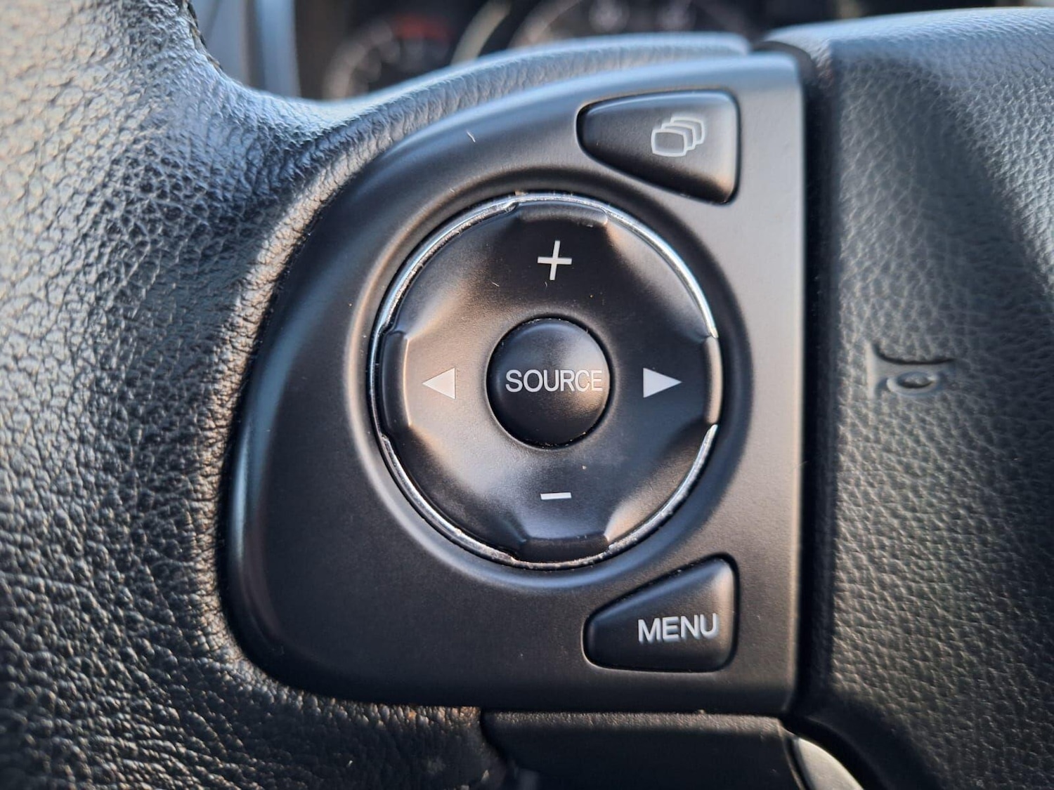 Used Honda CR-V 2015 for sale - 75981913: Photo 28