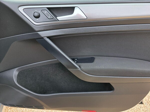 Used Volkswagen Golf 2013 for sale - 76168614: Photo 17