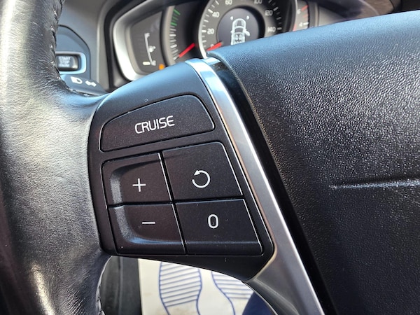 Used Volvo XC60 2015 for sale - 76251709: Photo 21