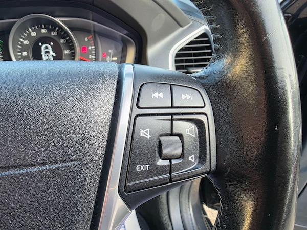 Used Volvo XC60 2015 for sale - 76251709: Photo 22
