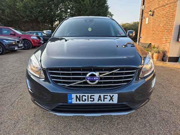 Used Volvo XC60 2015 for sale - 76251709: Photo 3