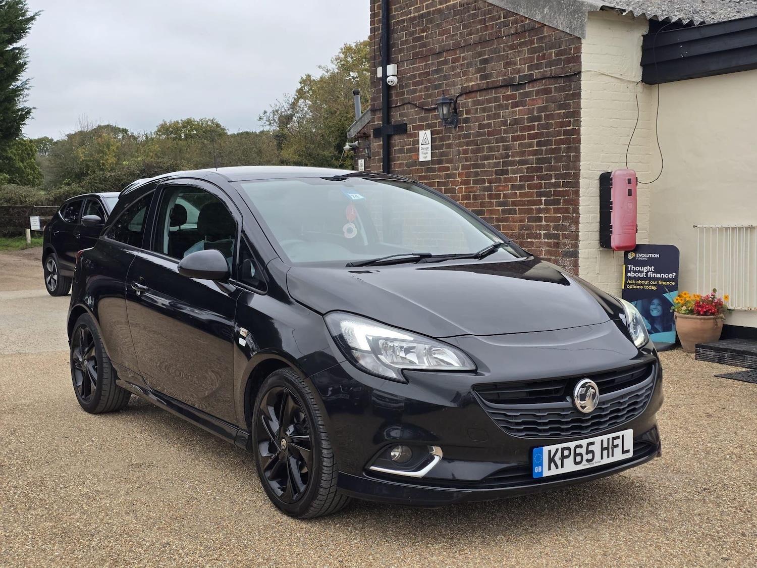 Used Vauxhall Corsa 2015 for sale - 76271844: Photo 1