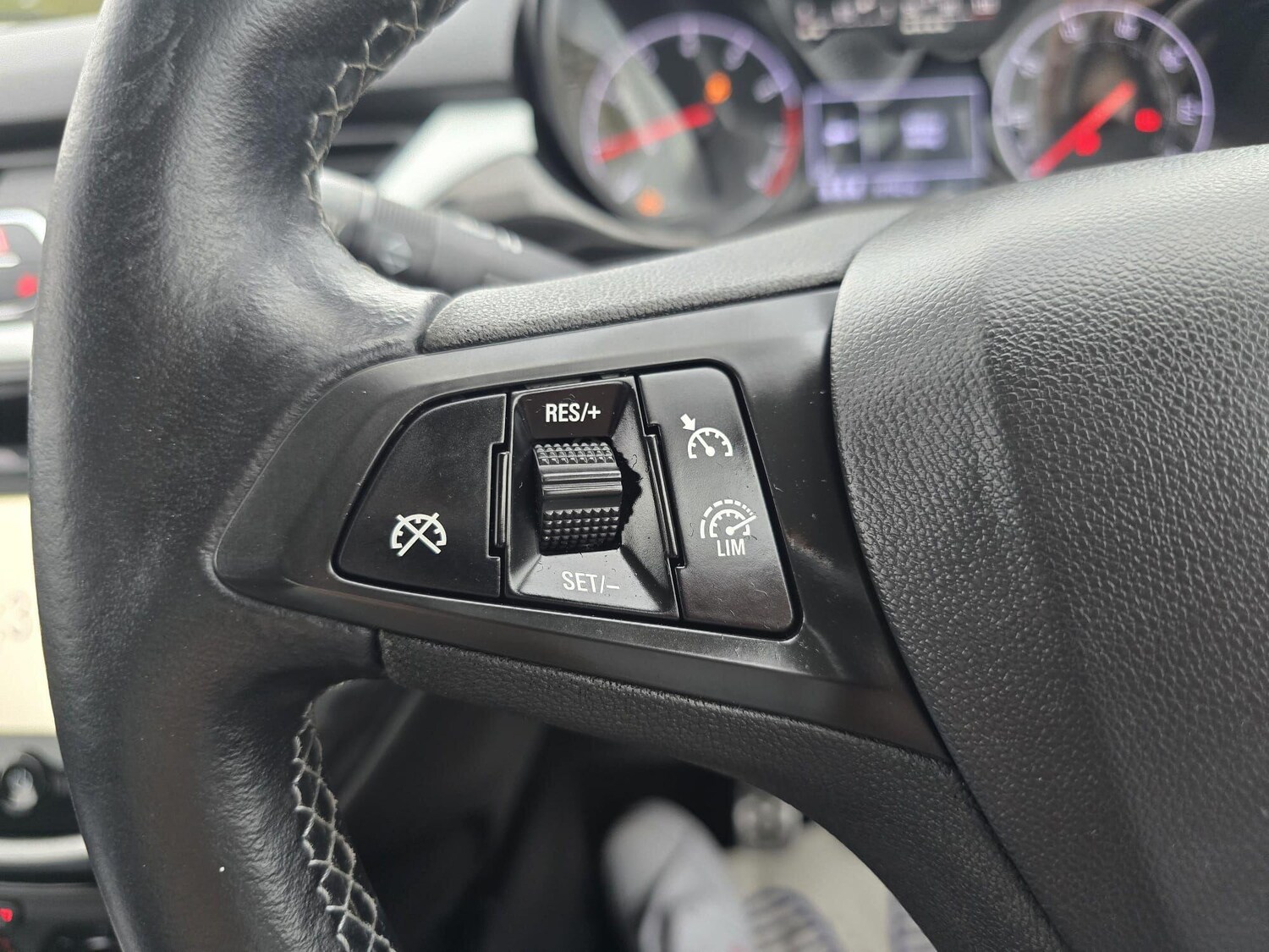 Used Vauxhall Corsa 2015 for sale - 76271844: Photo 12