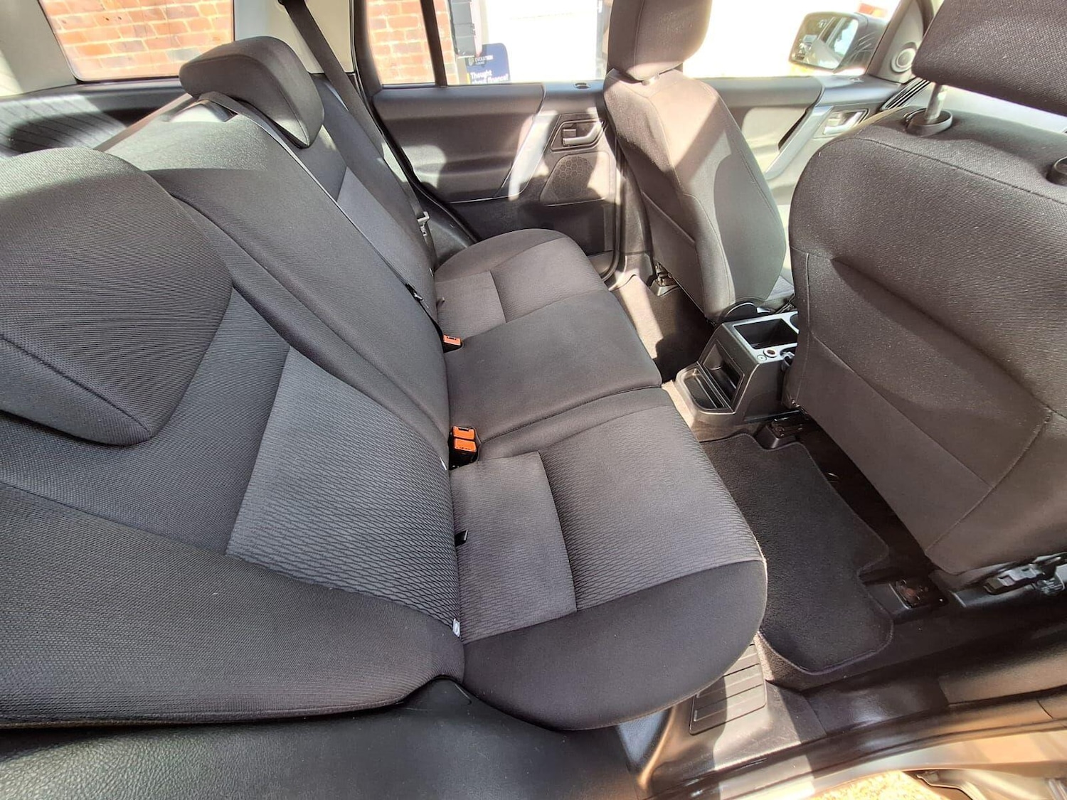 Used Land Rover Freelander 2 2011 for sale - 76361692: Photo 11