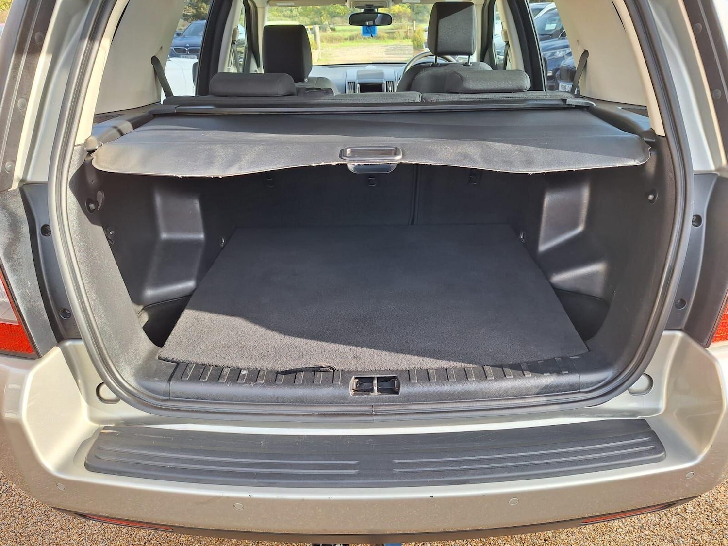 Used Land Rover Freelander 2 2011 for sale - 76361692: Photo 13