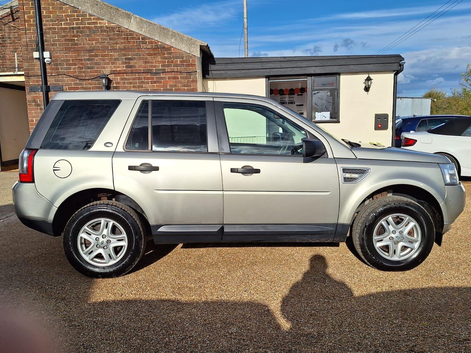 Used Land Rover Freelander 2 2011 for sale - 76361692: Photo 8
