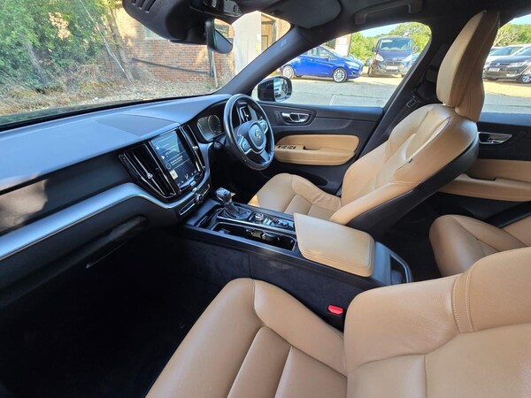 Used Volvo XC60 2018 for sale - 75981881: Photo 12