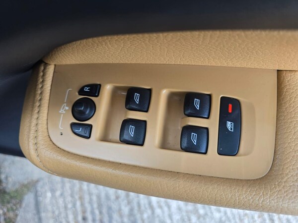 Used Volvo XC60 2018 for sale - 75981881: Photo 16