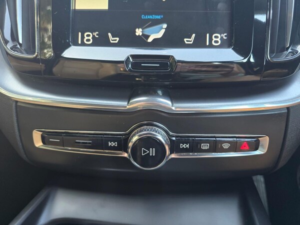 Used Volvo XC60 2018 for sale - 75981881: Photo 27