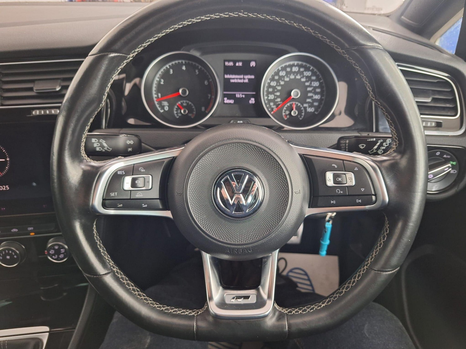 Used Volkswagen Golf 2017 for sale - 76327991: Photo 23