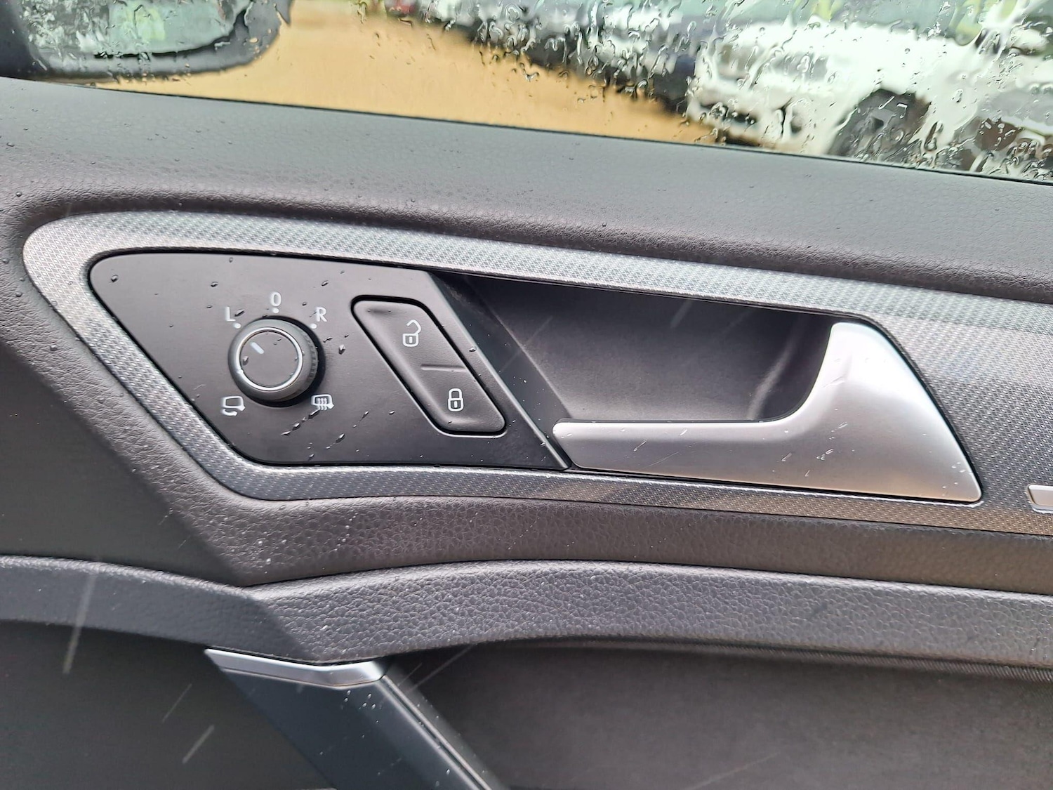 Used Volkswagen Golf 2017 for sale - 76327991: Photo 24
