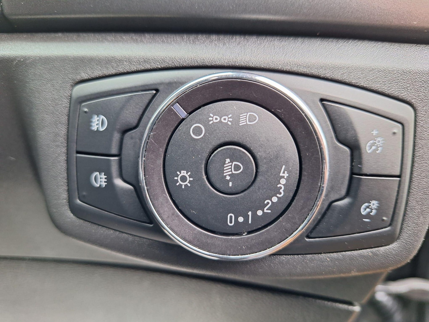 Used Ford Mondeo 2014 for sale - 76552197: Photo 21