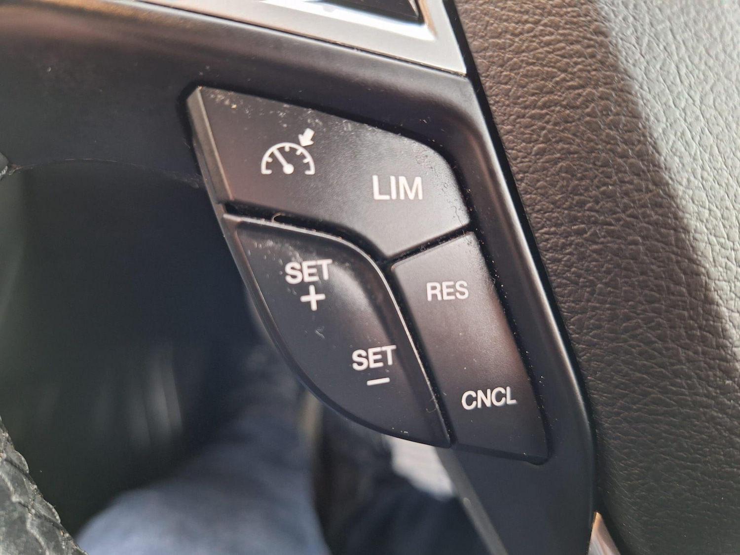 Used Ford Mondeo 2014 for sale - 76552197: Photo 23