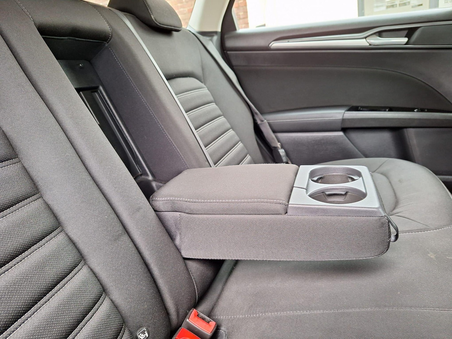 Used Ford Mondeo 2014 for sale - 76552197: Photo 41