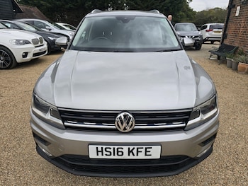 Used Volkswagen Tiguan 2016 for sale - 76315766: Photo 2