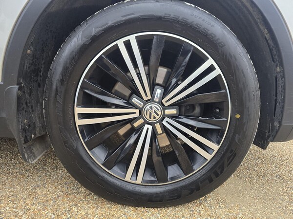 Used Volkswagen Tiguan 2016 for sale - 76315766: Photo 41