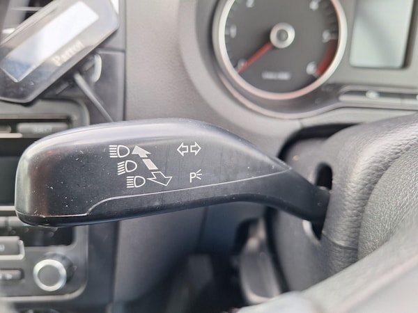 Used Volkswagen Polo 2011 for sale - 76310079: Photo 23