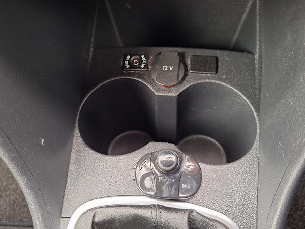 Used Volkswagen Polo 2011 for sale - 76310079: Photo 24